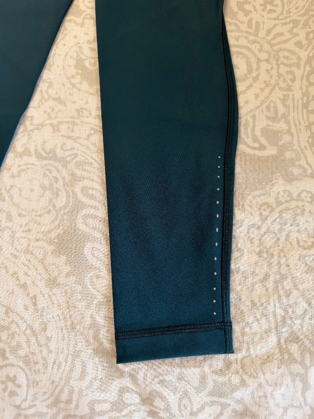 Lululemon Swift Speed Tight 28” - Picture 5 of 7